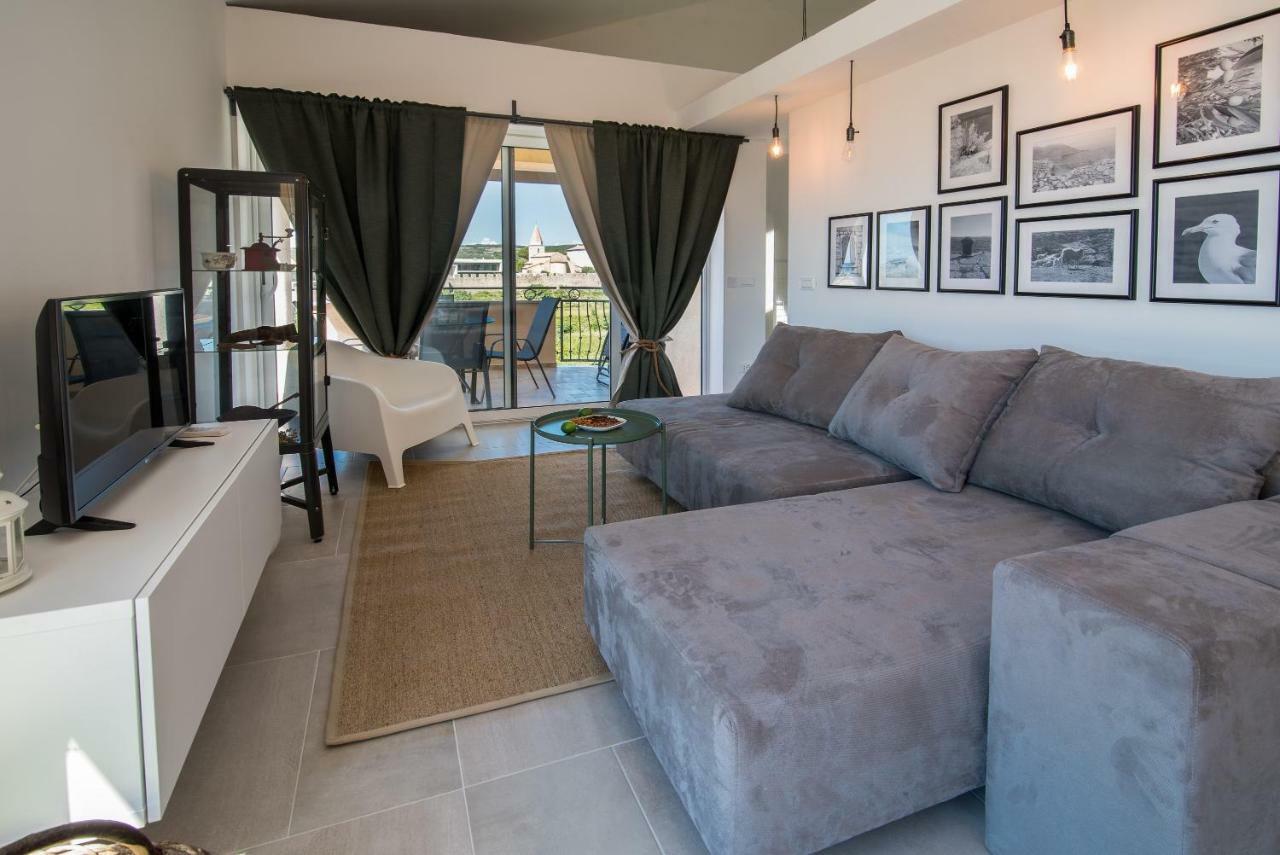 Franko & Ana Apartments คิร์ก ภายนอก รูปภาพ