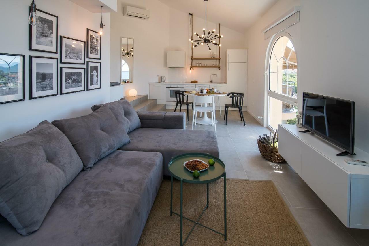 Franko & Ana Apartments คิร์ก ภายนอก รูปภาพ